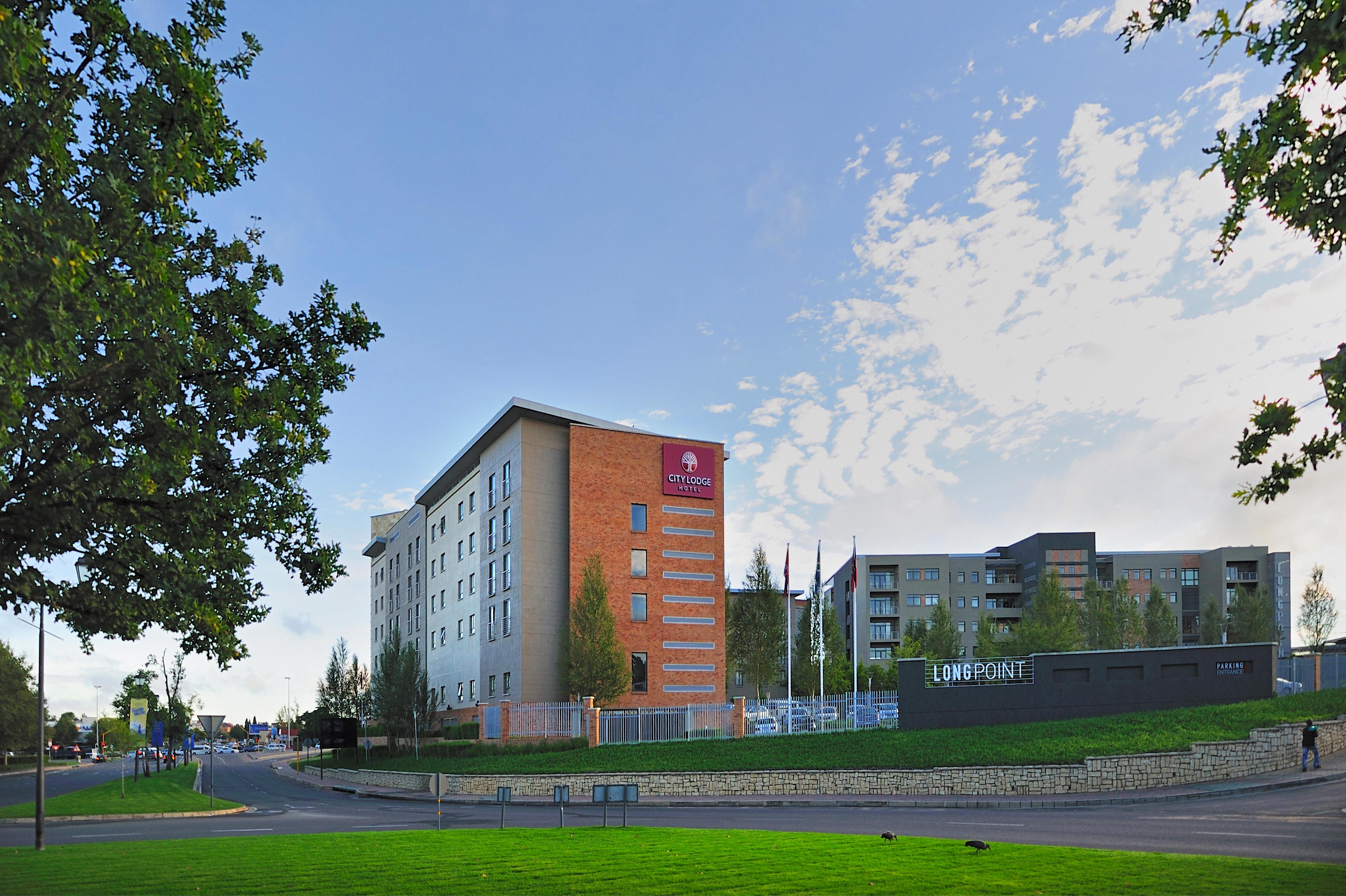 City Lodge Hotel Fourways Exterior photo
